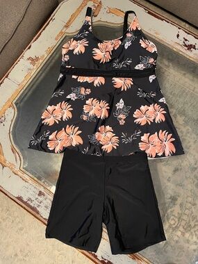 Black Floral Tankini Swim Set with Peach Flowers